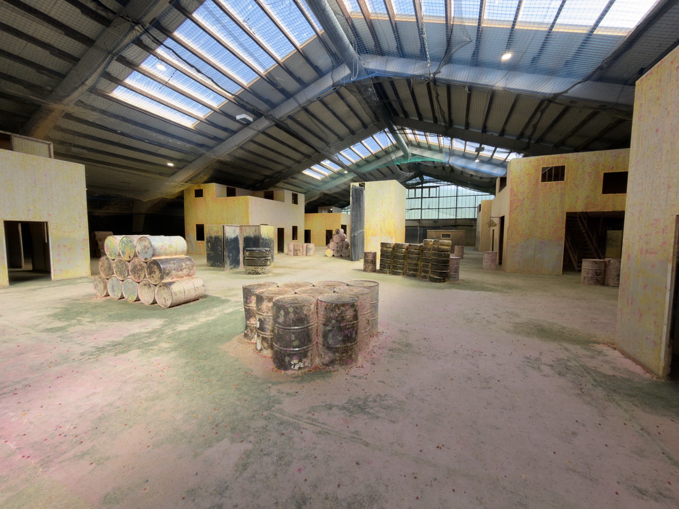 Schlechtwetterprogramm Zürich: Indoor Paintball statt Plan B